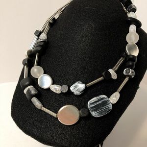 CHICO’S monochrome statement necklace